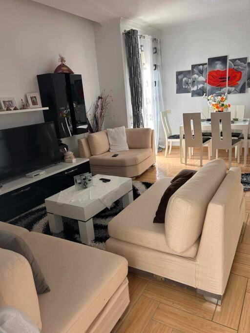 In The Center Of Apartment Vlore